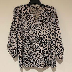 Banana Republic Animal printed Black Blouse n/tag